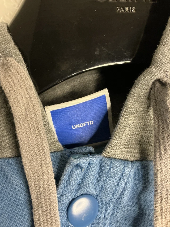 Undefeated UNDFTD Chaqueta con Capucha Acolchada a Cuadros Azul Talla L Sudadera con Capucha ¡BONITA! Foto 3 de 3