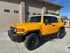 2010 Toyota FJ Cruiser Sport Utility 2D