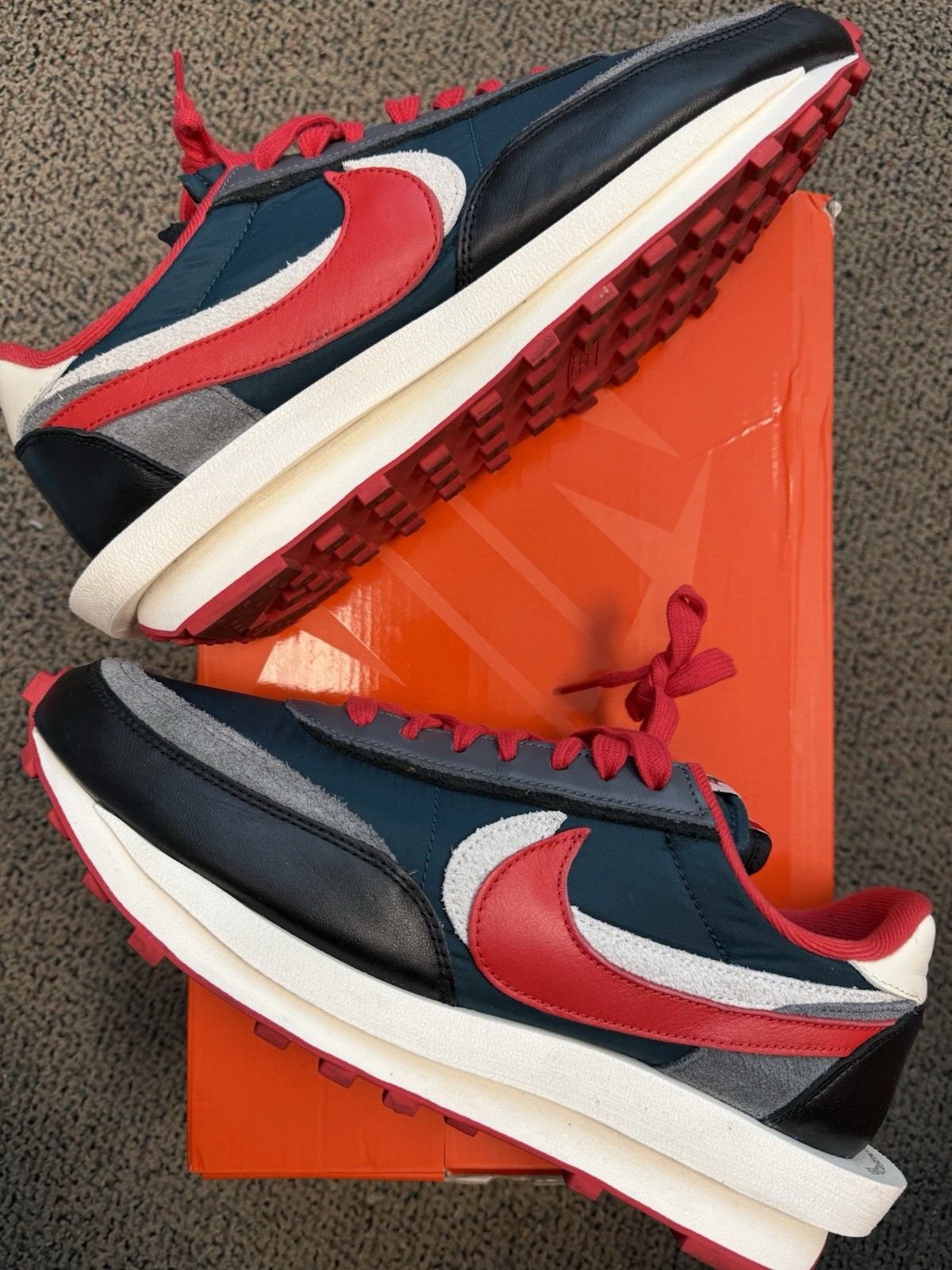 SACAI X NIKE Taglia 12 Nike sacai x Undercover x LDWaffle Midnight Spruce University Rosso