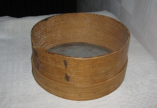 Antique vintage primitive bent wood sieve metal wire mesh Europe - Picture 9 of 12