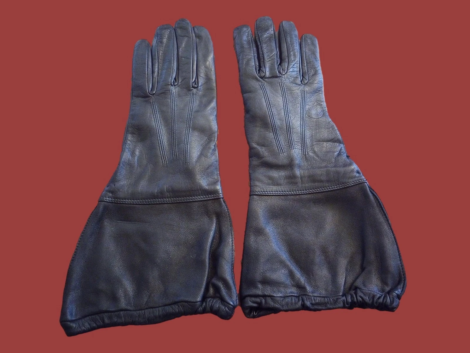 ITALIAN MILITARY ARMY BLACK LEATHER GLOVES GAUNTLETS MOTORCYCLE NEW OLD STOCK
Opens in a new window