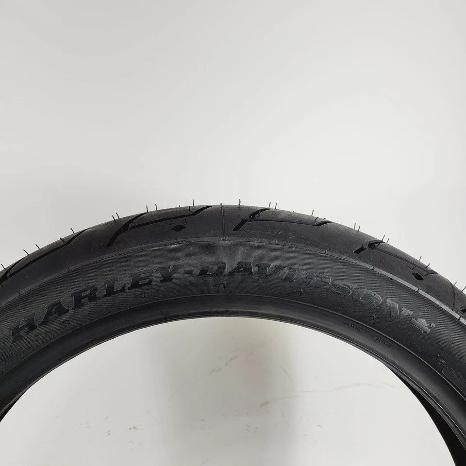 Neumáticos delanteros Harley-Davidson serie Michelin Scorcher - 100/90B19 Blackwall - 19 pulgadas Foto 2 de 4