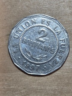 Bolivia 2 Bolivianos coin 1997. KM# 206.2 stainless steel. Hendecagonal (11)