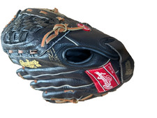Rawlings Renegade Baseball/Softball glove 13.5 " Right Handed, RS 135