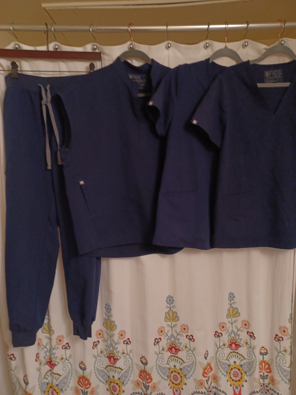 FIGS SCRUB Lot Navy Blue 1 Joggers,  1 Rafaela Top, 2 Casma Tops All Size Medium