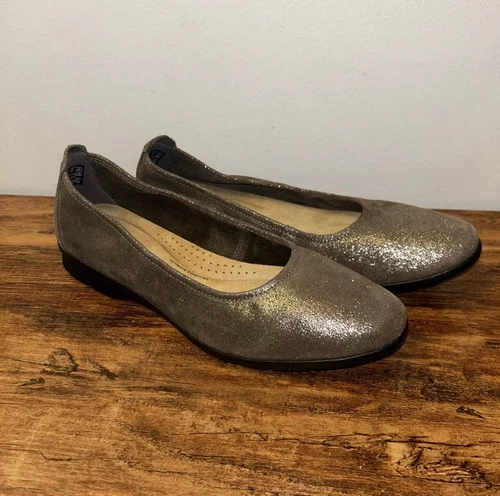 NUOVO Clarks Collection Flessibile Slip On Ballerine Jenette Ease Peltro Scamosciato 9 5 M