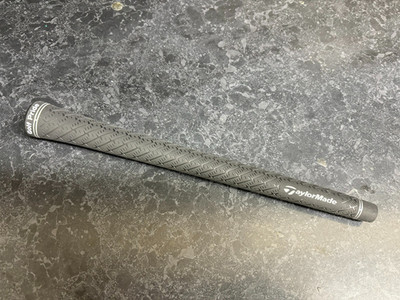 1 x ORIGINAL TAYLORMADE Z-GRIP STANDARD SCHWARZ 0,58 ZOLL RUNDER GRIFF (INKL. KOSTENLOSEM 2 ZOLL BAND).