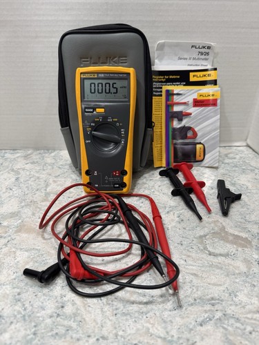 Fluke 26 III True RMS With Silicone Leads And Soft Case With Instructions