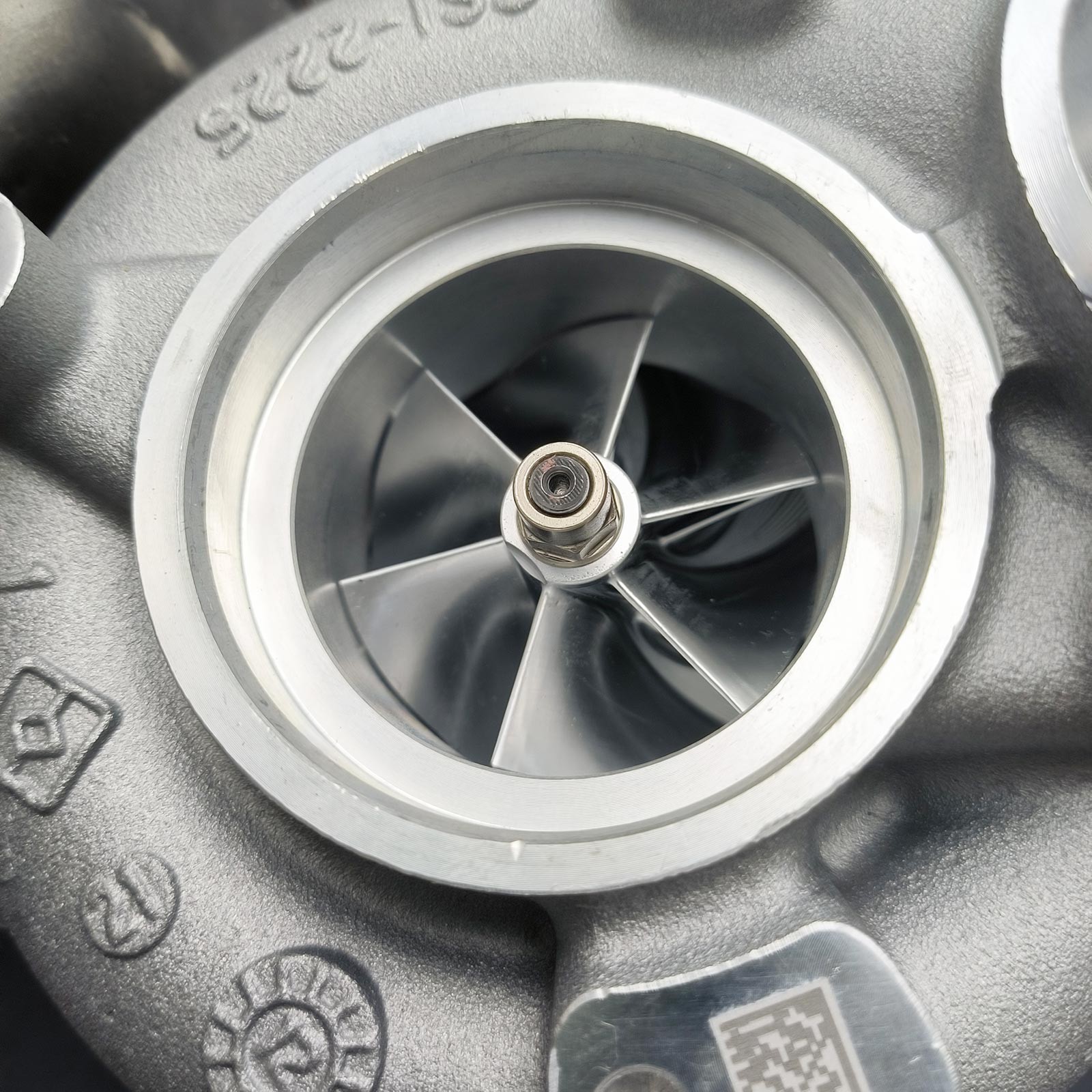 079145722A Right Turbocharger Turbo for 13-18 Bentley Continental GT,Audi S8 4.0