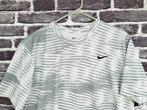 🔥 Nike Dri-Fit Training CK4254-100 White / Gray Shirt Men's Large Standard Fit - Picture 2 of 9