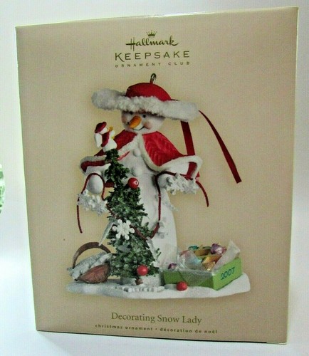Hallmark Ornament Club 2007 decoración dama de nieve exclusivo 20 aniversario - Imagen 3 de 9