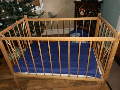 wooden portable cot