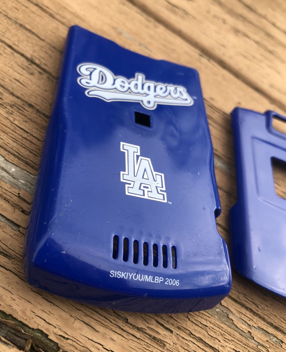 MOTOROLA RAZORLOS ANGELES DODGERS 2 PIECE HARD SHELL CELL PHONE