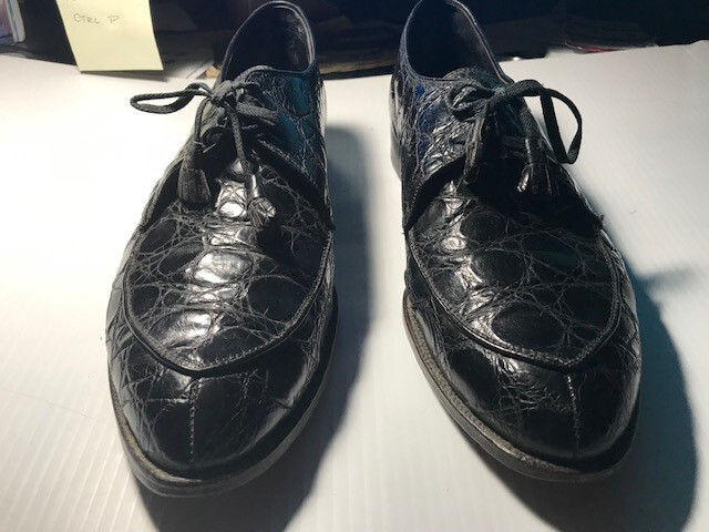 florsheim crocodile shoes