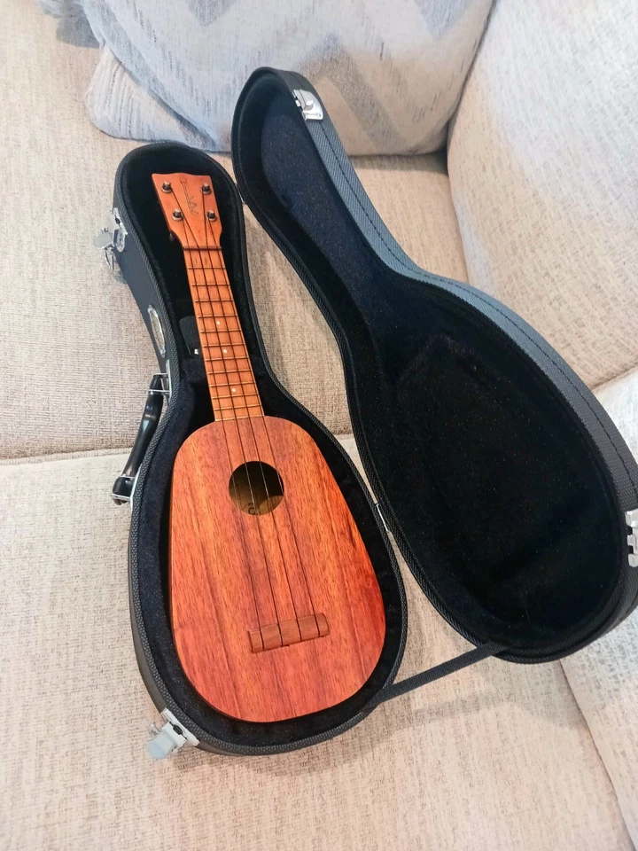 1950s Vintage Kamaka Gold Label Pineapple Ukulele & Case, Renovated By Kamaka - Image 2 of 4