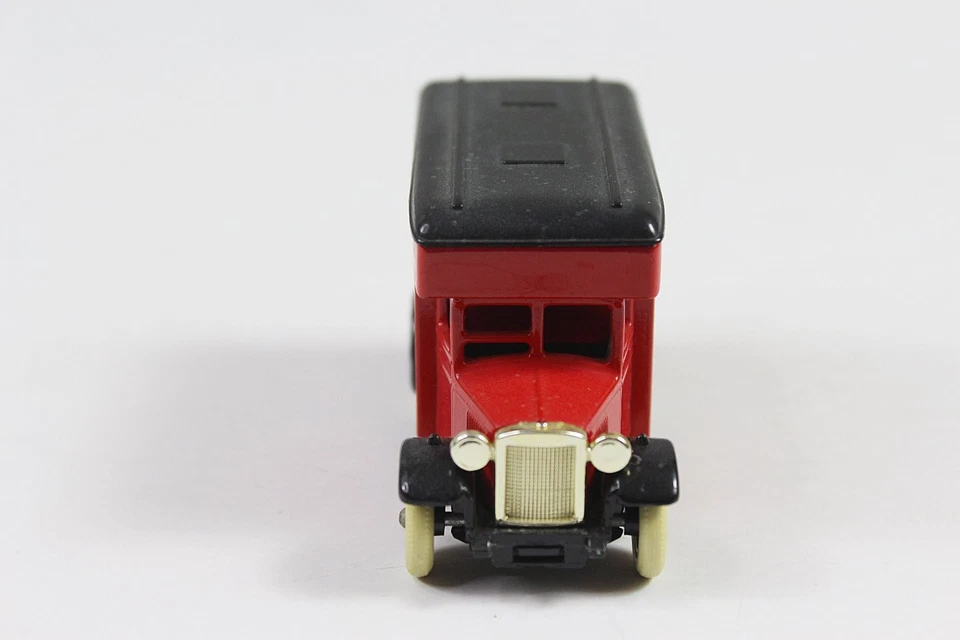 Lledo Classics Coca-Cola 1920s Delivery Van Diecast Model 1:43 Scale - Image 3 of 4