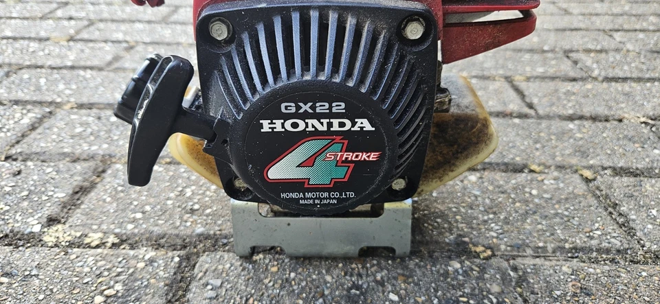 Honda GX22, 4-Stroke Strimmer - UMK422 - FULLY OPERATIONAL - BREAKING FOR PARTS - Image 2 of 4