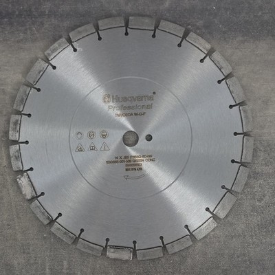 Husqvarna Professional 14'' Diamond Saw Blade for Concrete, Silver, 20T F1165G
