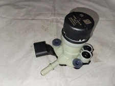 OEM 2013-2018 For Mercedes-Benz Sprinter DIESEL DEF PUMP F01C250142