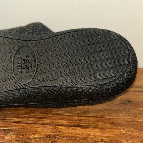NEW Isotoner Men’s Memory Foam Hoodback Slippers, Size Medium (8-9), Black - Picture 15 of 24