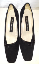 Nina Women's Comfort Black Pumps With Side Bow, Size 8M