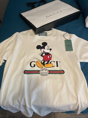 Used GUCCI x DISNEY Mickey Mouse Crewneck T-shirt. Originally bought for $350
