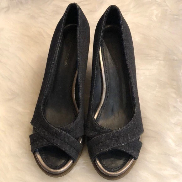 American Eagle denim open toe wedges Women’s Size 6.5 - Image 3 of 4