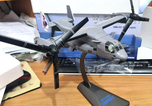 Bell Boeing V-22 Osprey VMM-365' Blau Knights' - 1:72 Die Cast - AF1 Models - Bild 2 von 10