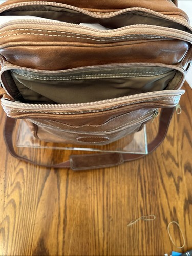 Colombian Bags Co. handgefertigte Leder Umhängetasche schönes weiches Leder hellbraun gebraucht, in einwandfreiem Zustand - Bild 10 von 18