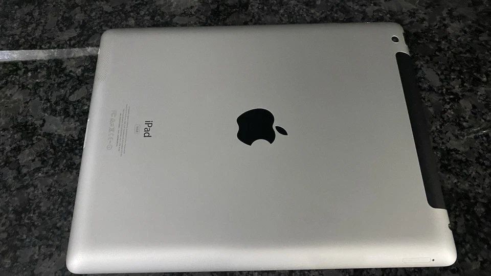 Apple iPad (3rd generation) · 16GB · Cellular, Foto 3 von 5