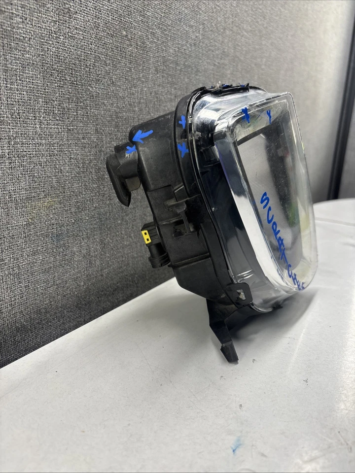 2010 - 2014 VOLKSWAGEN GOLF GTI ПЕРЕДНИЙ ПРАВЫЙ RH ПРОТИВОТУМАННЫЕ ФАРЫ OEM Б/У - Изображение 2 из 4