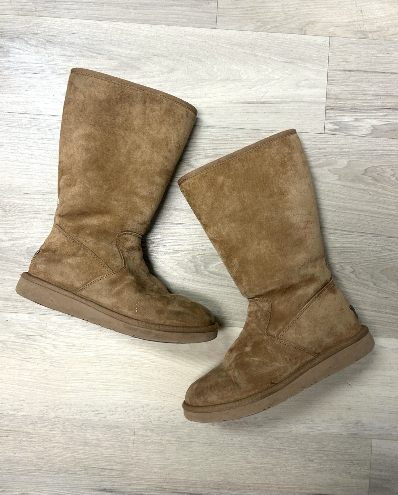 UGG Australia Boots Women 8 Alber Chestnut Suede Tall Zip Up Suede Sheepskin