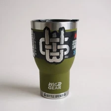 Wyld Gear 18/8 Stainless Steel 30oz Tumbler Green,  Hot Or Cold Non Slip Bottom