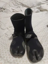 XCEL Infiniti 5.0mm Split Toe Surf Booties Black US Size 9 