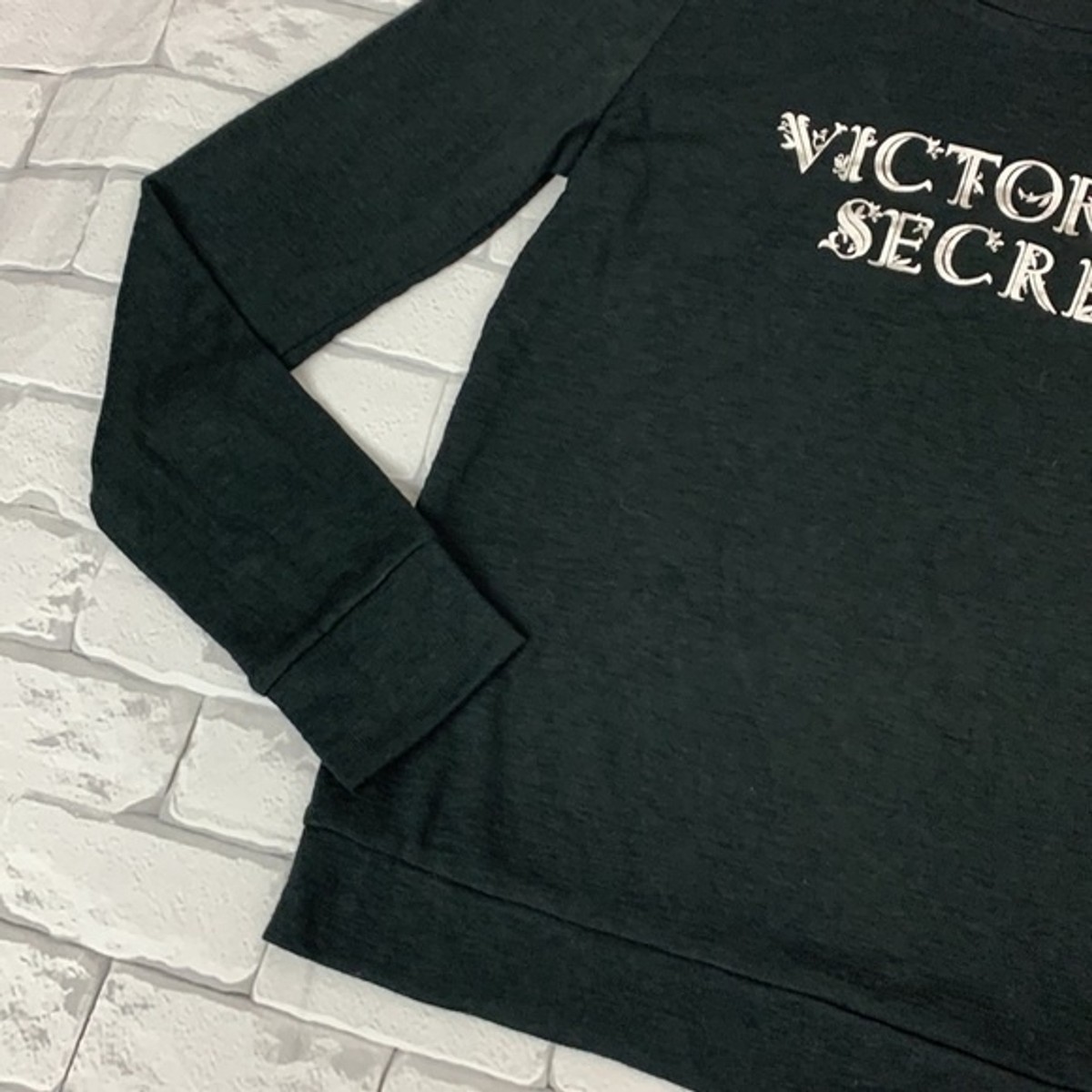 T-Shirt Manches Longues Victoria's Secret - Taille XS - Nouveau Avec étiquettes (Prix D'origine 42.95$)