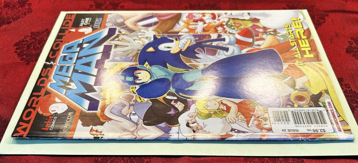 MEGA MAN COMIC BOOK #24 WORLDS COLLIDE 1 of 12 June 2013 Bagged