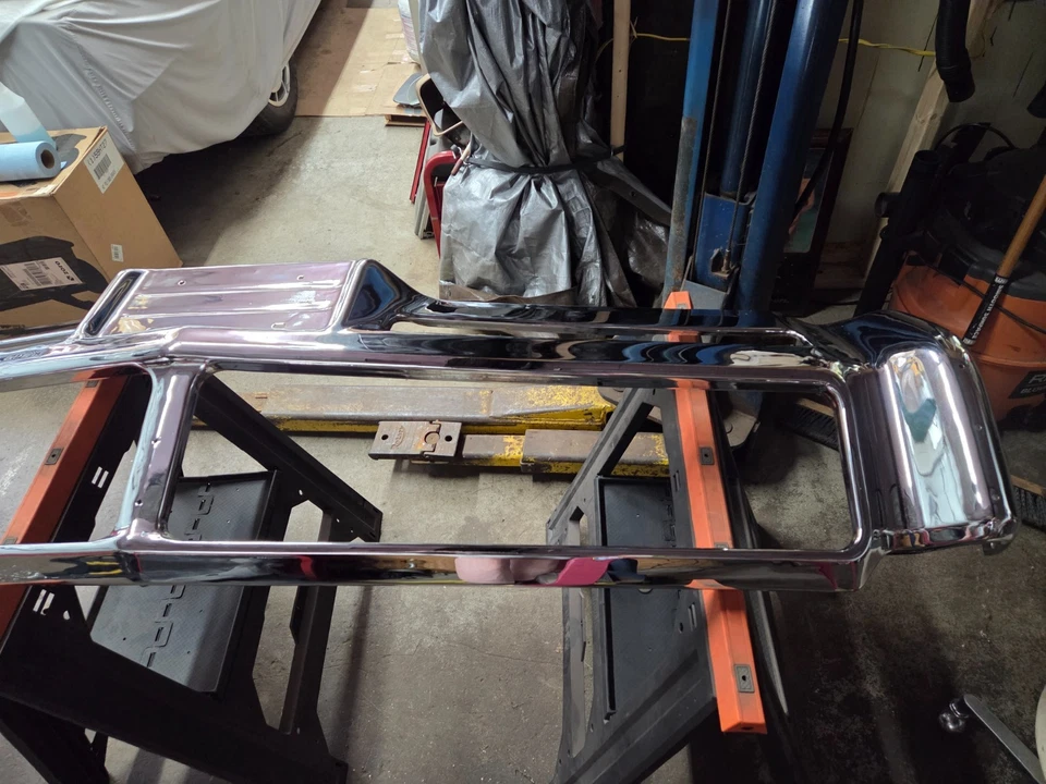 Excellent 1969 Buick Electra Lesabre Wildcat Rechromed Front Bumper 1384770 69 Foto 3 de 4