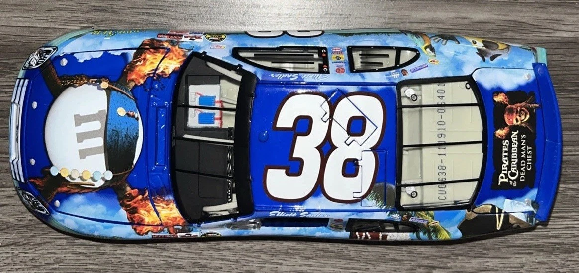 Elliott Sadler Diecast NASCAR 2006 Vehicle Year for sale | eBay