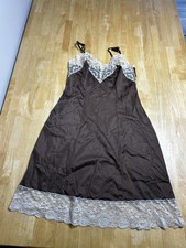 Vintage 1960's Van Raalte Brown lace trimmed full slip 34 A White Made In USA