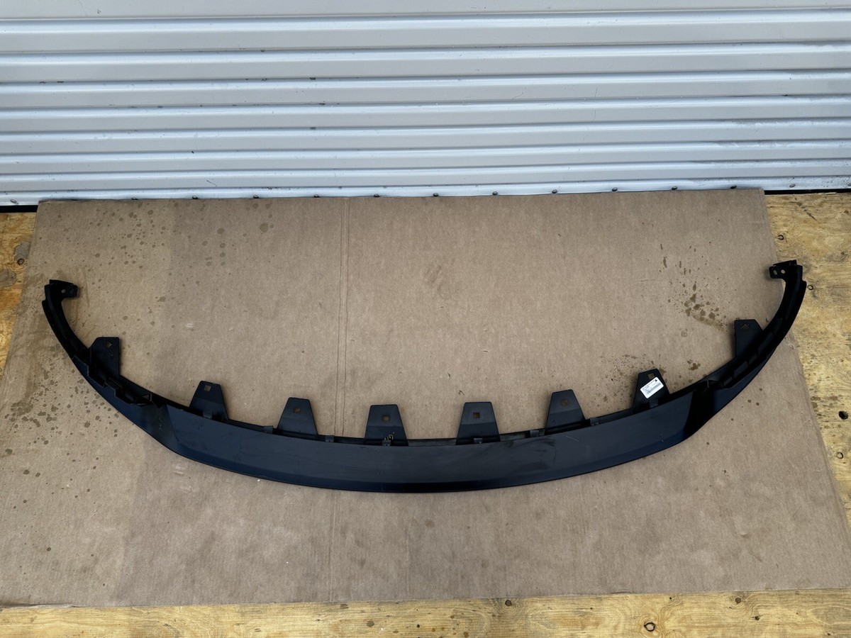 OEM TESLA MODEL 3 2024+ Front BUMPER UNDER BODY SPLASH LIP 1818924