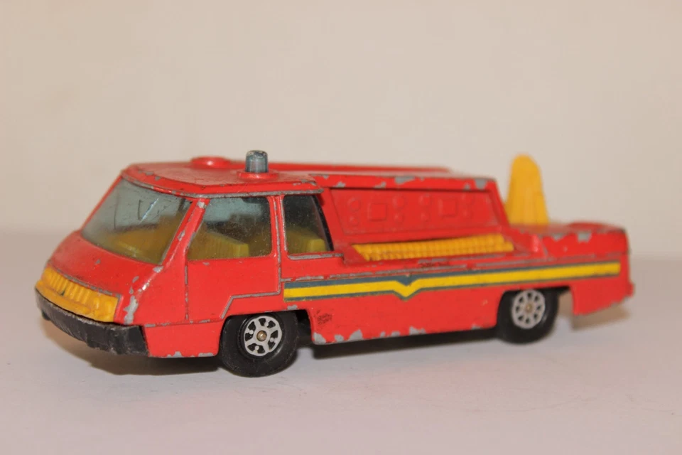 Corgi Fire Engine - Image 3 of 4