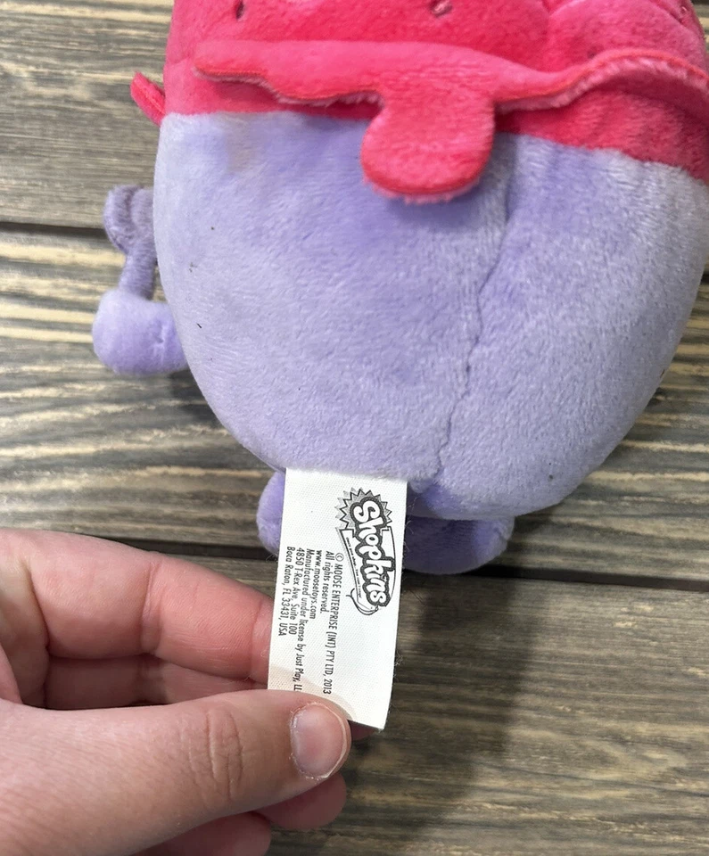 2013 Just Play Shopkins Ice Cream Queen Purple Pink Plush 7" Stuffed Animal - Image 3 of 3