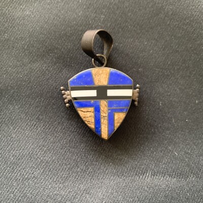 Native American Sterling Pendant with Mask Face Artist Alice Platero AP Mark