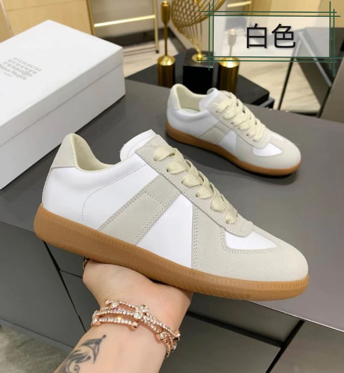 MAISON MARGIELA SNEAKERS 43
