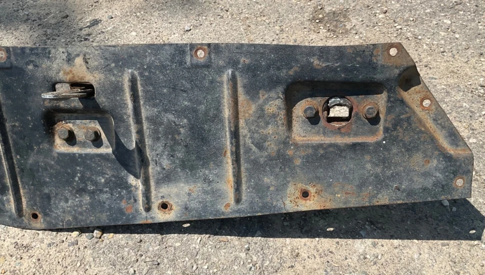 Oldsmobile Starfire 1961-62/88 = panel de liberación del pestillo del capó soporte delantero = OEM Foto 2 de 4