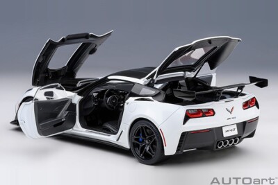 AUTOart CHEVROLET CORVETTE C7 ZR1 1/18 ARCTIC WHITE 71270 | eBay