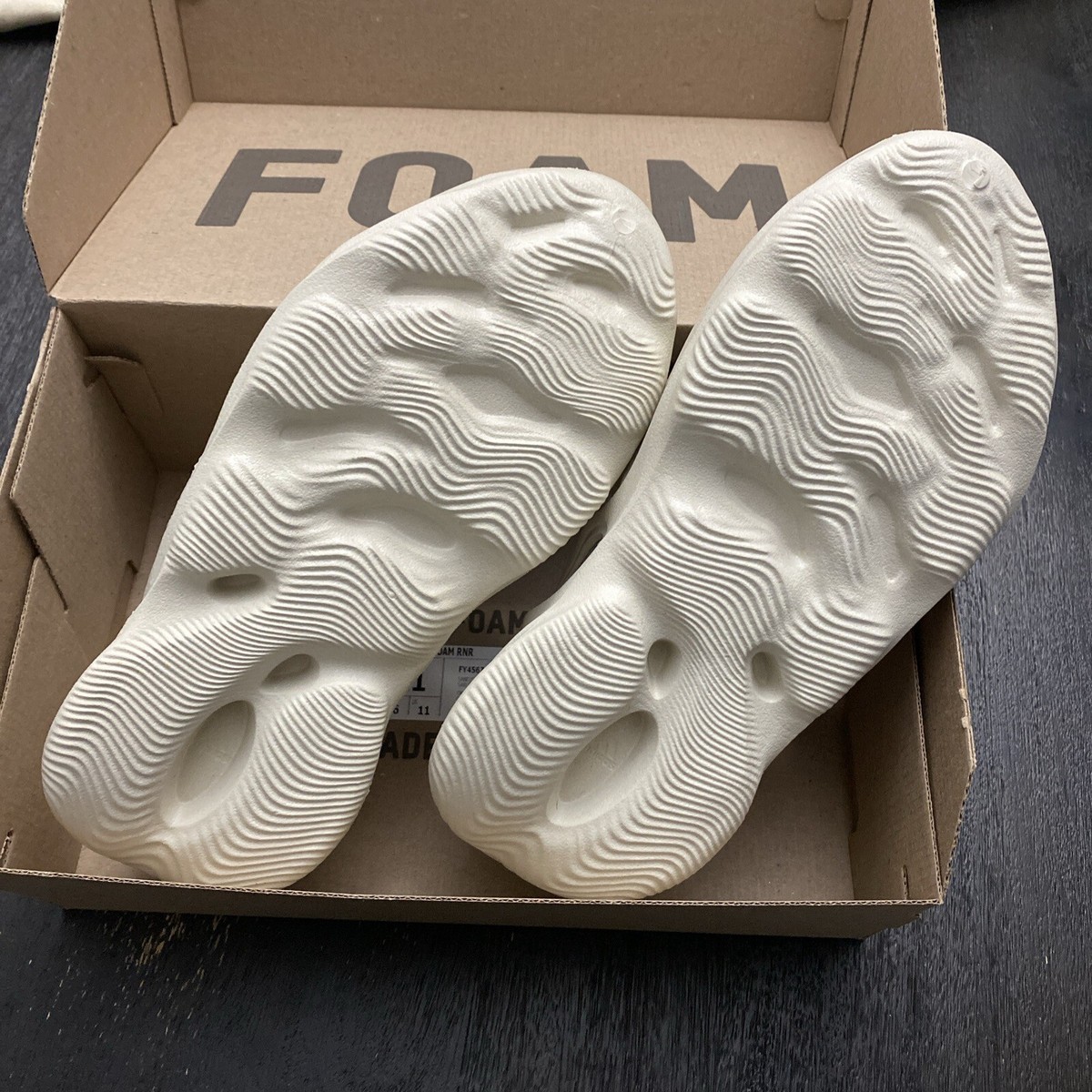 NEW Yeezy Foam Runner 'Sand'(FY4567) Men's Size 11 NEW With box | eBay
