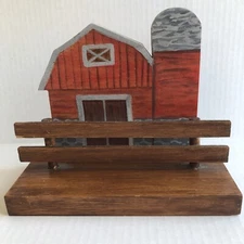 Red Wood Barn Silo 3D Fence Standing Display Mary’s Moo Moos Horses Cows Country