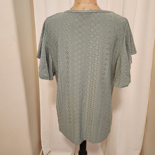 Sage Green Women's L Flutter Sleeve Knit Tunic Top NEW - Picture 2 of 7