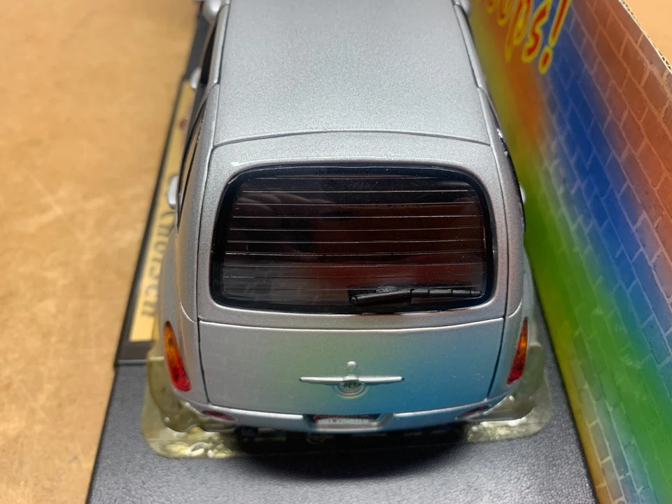 MOTOR MAX CHRYSLER GT CRUISER  1/18 EN BOITE B5 - Photo 4/4